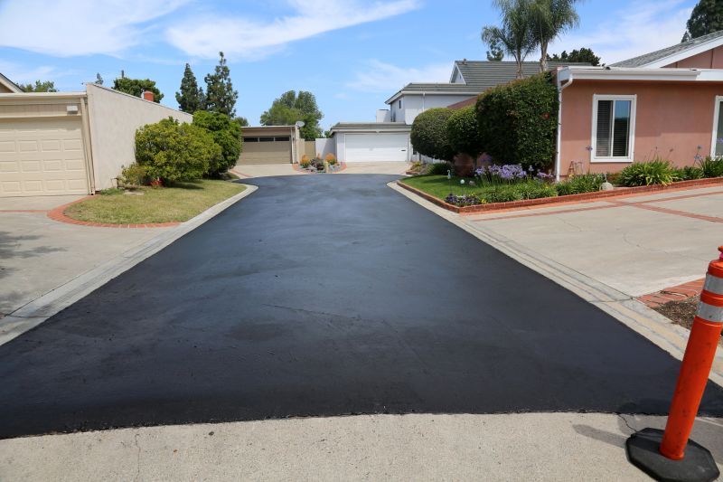 Blacktop Driveway Sealing in Columbus, OH