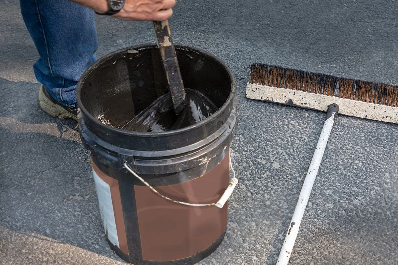 Blacktop Sealing in Greenville, SC